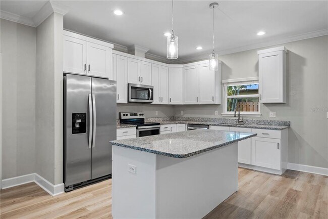 Photo - 25726 SW 19 Ave