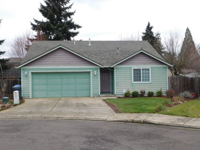 Building Photo - 3Bd/2Ba Single Story House - Available to View!