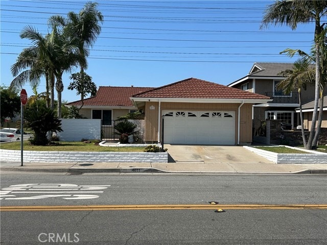Building Photo - 4811 Sharon Dr Rental