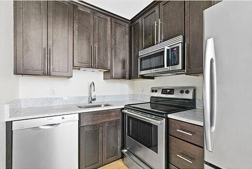 Photo - 320 W 2nd St