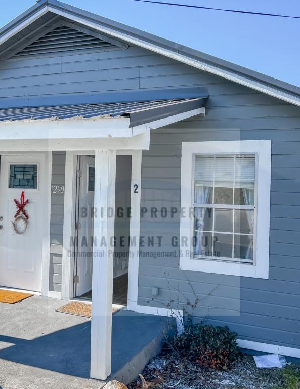 1290 Blythe Ave SE, apt 2 - 1290 Blythe Ave SE, apt 2
