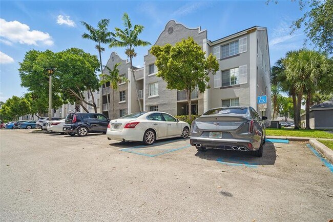 Photo - 11133 SW 8th St Unit 306