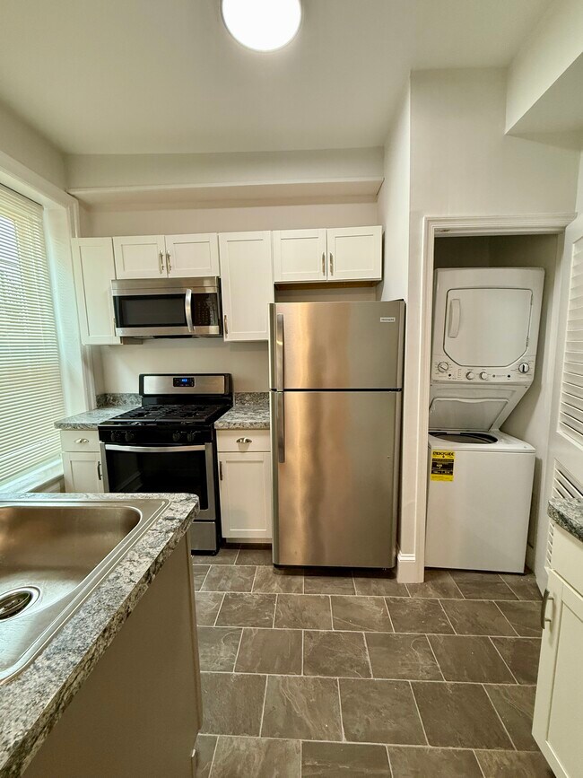 Photo - 106 Forrest Ave Unidad 1