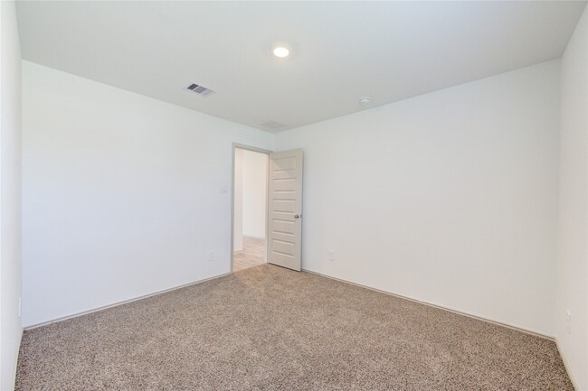 Photo - 1806 Laguna Wy