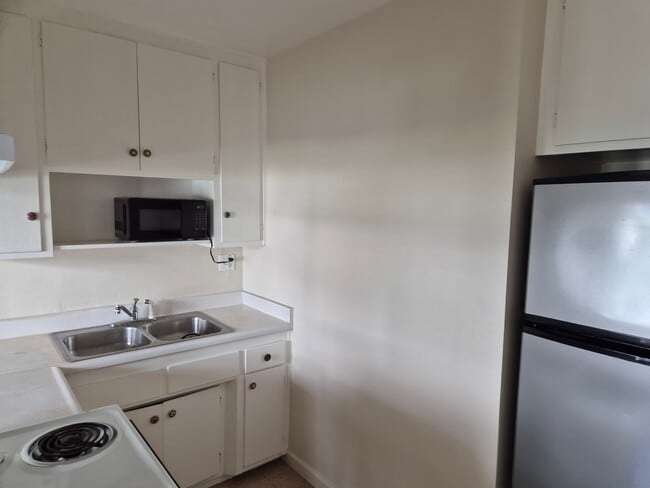 Photo - 6761 Curtis Ave Unidad 4