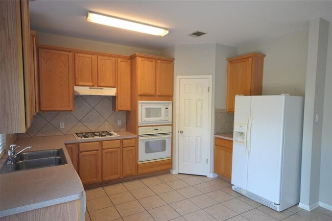 Photo - 1501 Encino Dr