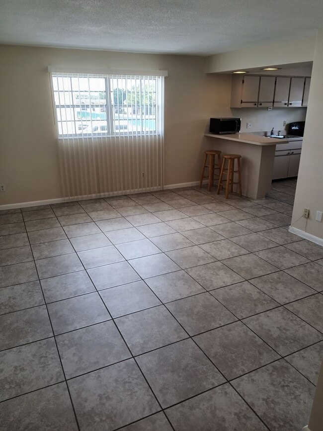 Building Photo - 5505 Hernandes Dr Unit 238 Rental