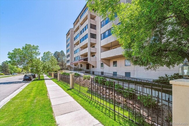 Photo - Amazing Views! Top floor condo near huge park!