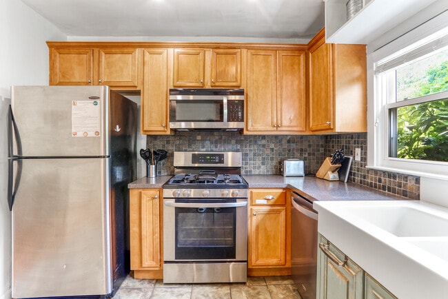 Photo - 2489 Semmes St