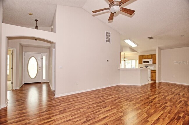 Photo - 132 Azalea Dr