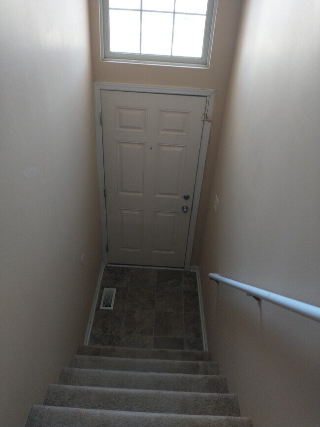 Photo - 1533 Stonefield Dr