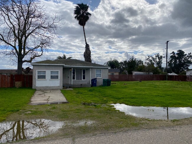 3bd/2ba home on large lot in Atwater!! - 3bd/2ba home on large lot in Atwater!!