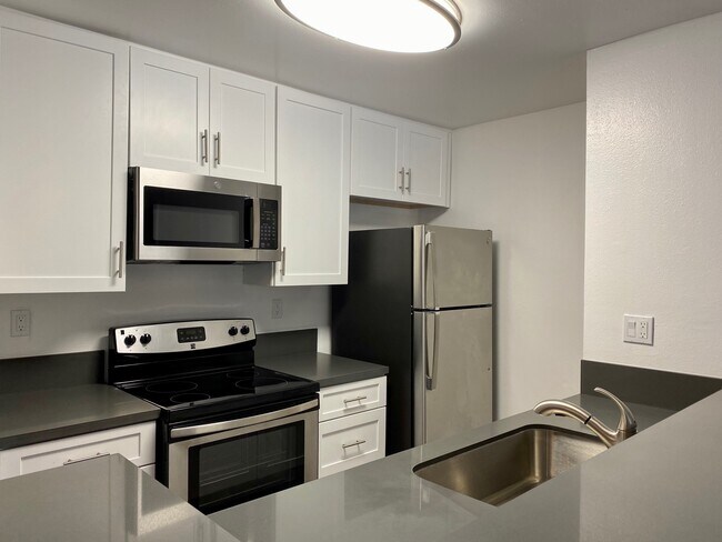 Photo - The Linden Apartments