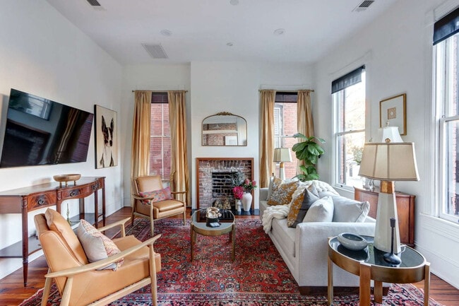 Photo - 415 Whitaker St Unit ID1369212P