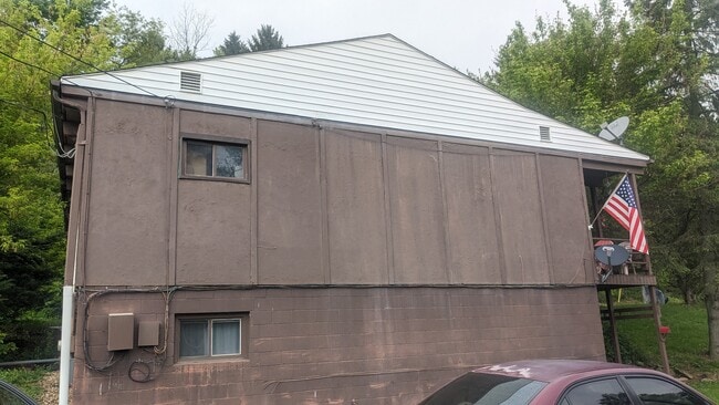 Photo - 105 Hilltop Dr