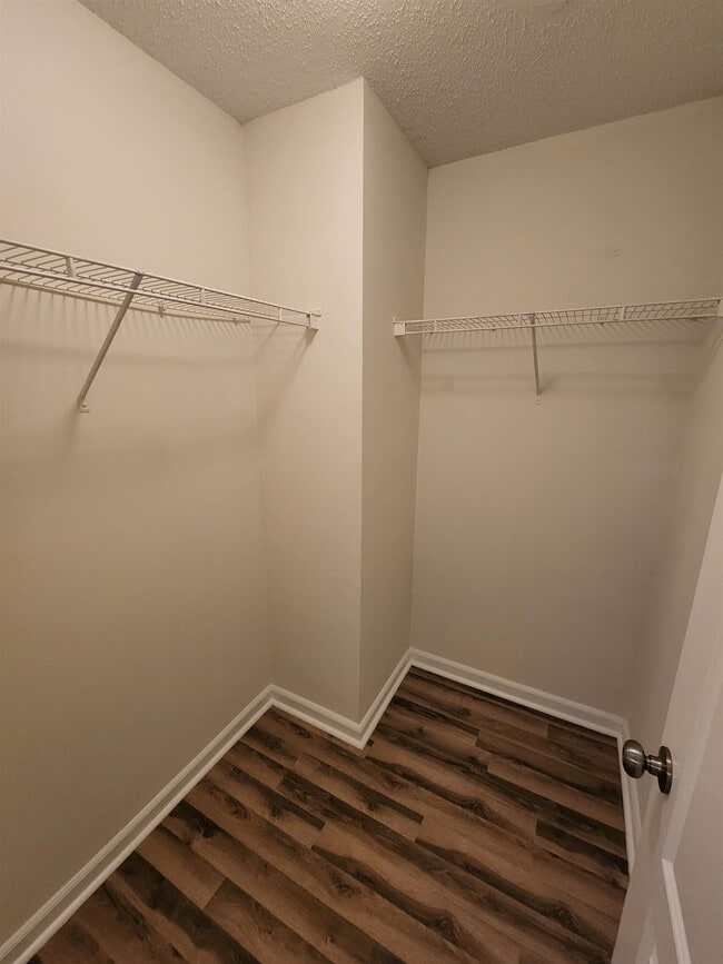 Building Photo - 3000 S Adams St Unit 918