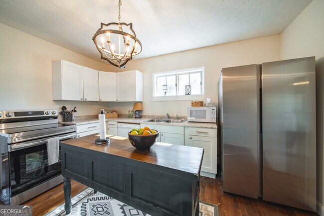 Photo - 161 Calhoun Rd