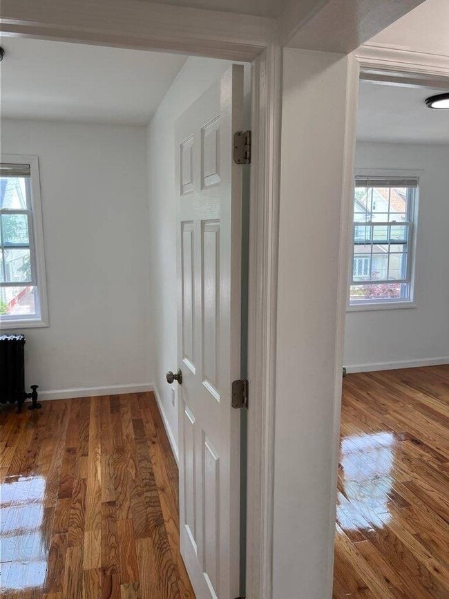Photo - 240-20 Caney Rd