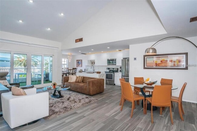 Photo - 1645 W Snow Cir Unit 205