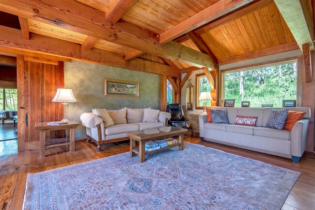 Building Photo - 10570 Rammell Mountain Rd Unit ID1310694P Rental