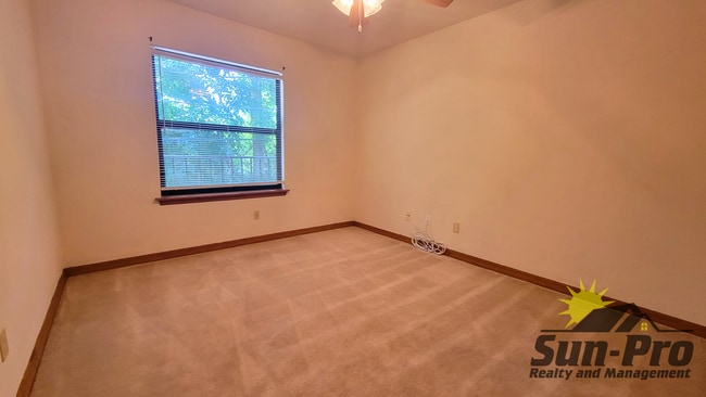 Photo - 1668 Spring Garden Ct Unit 1668