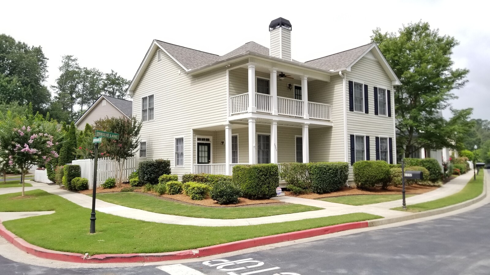 Photo - 2332 Trellis Ln SE