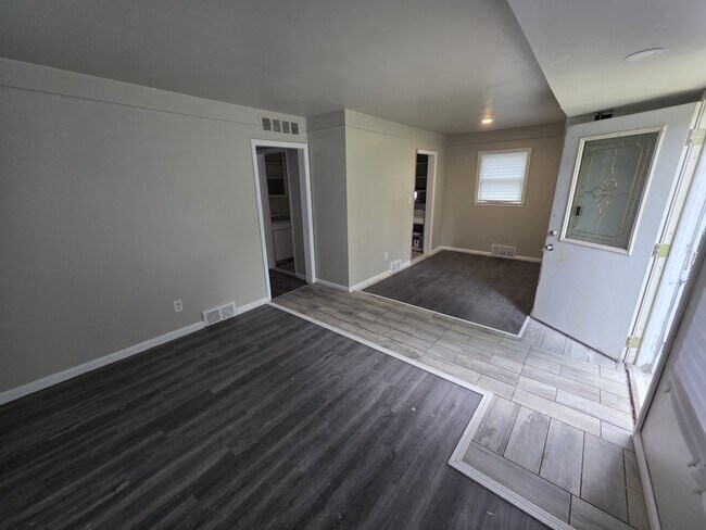 Photo - 9252 Minock St