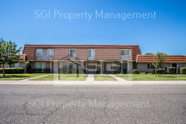 Upgraded 3 bedroom/2.5 bathroom South Scot... - Upgraded 3 bedroom/2.5 bathroom South Scot... House