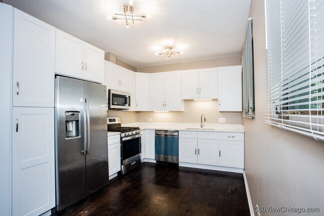 Photo - 1502 S Prairie Ave Unit G
