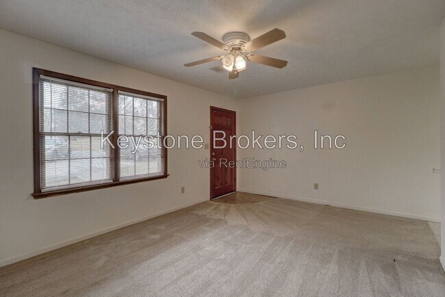 Photo - 2243 Davis Rd SW Unit A
