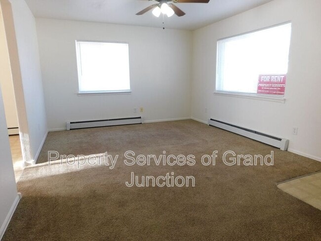 Photo - 433 Pendleton St Unit 4