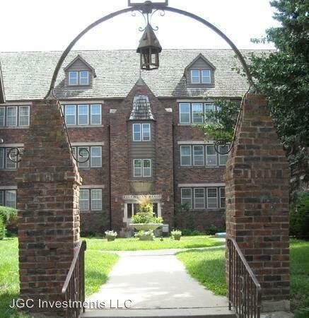 Photo - 4817-4821 Chicago St