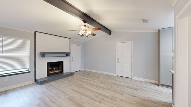 Photo - REMODELED 3 bedroom, 1.5 bath, 1 car garage home minutes away from Fort Hood air field!