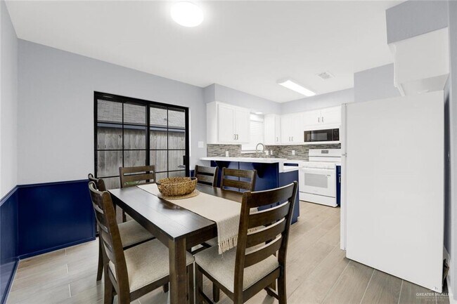 1604 Avocet Ave W Unit A