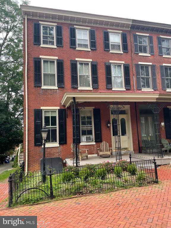 Building Photo - 318 N Matlack St Rental