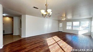 Photo - 926 Cougar Country