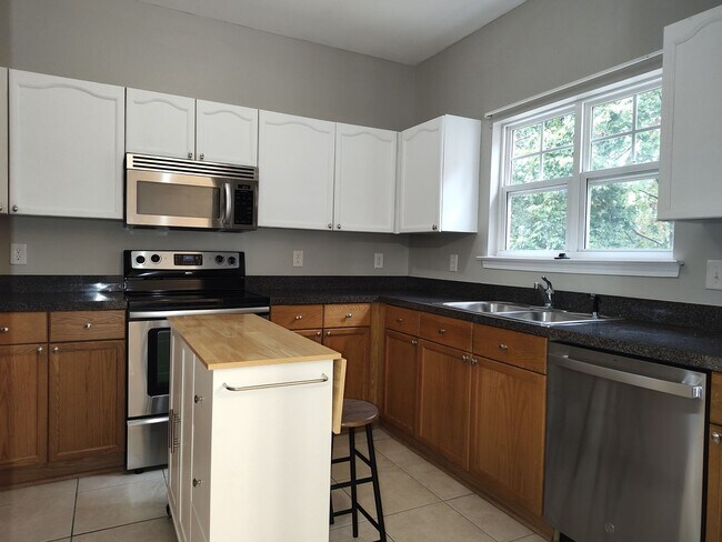 Photo - Cozy Townome located in the gated communit...