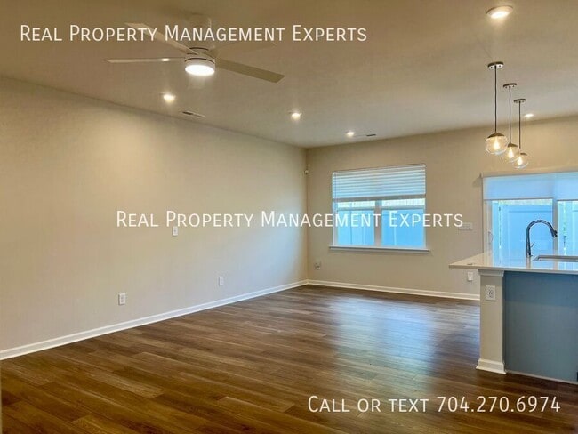 Photo - 3115 Hutton Gdns Ln