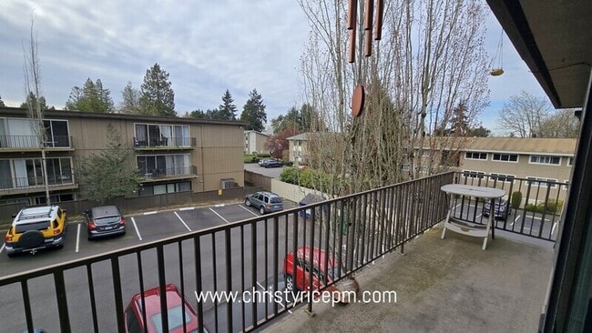 Photo - 11010 NE 68th St Unit 627