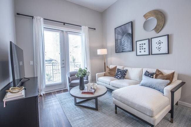 Spacious Living Room - The Grand at Hill Street