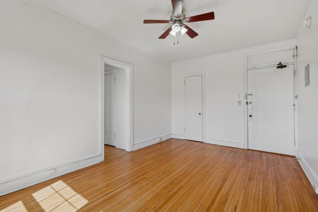 Photo - Summit Hill Apartments