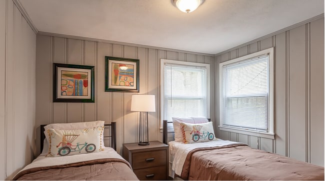 Photo - Knollwood