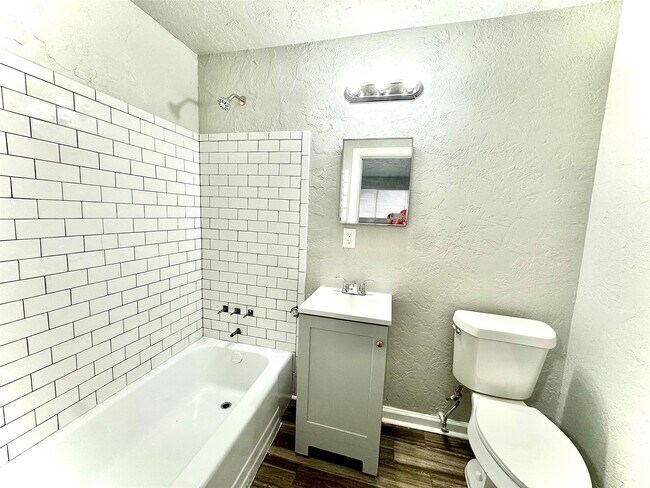 Photo - 1756 W Main St Unit 23