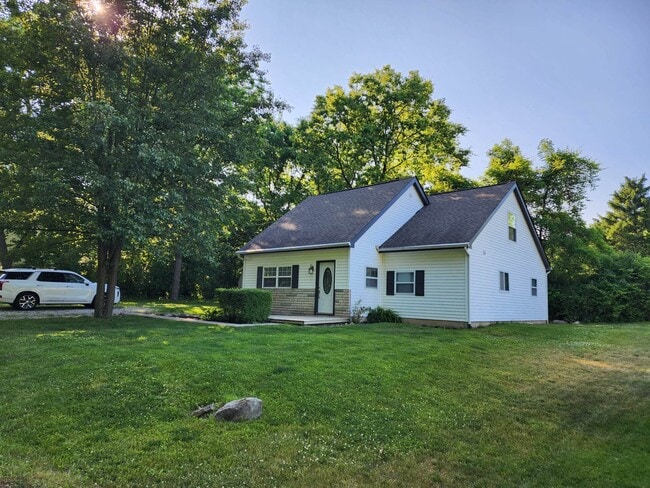 Photo - 156 W Cherokee Dr