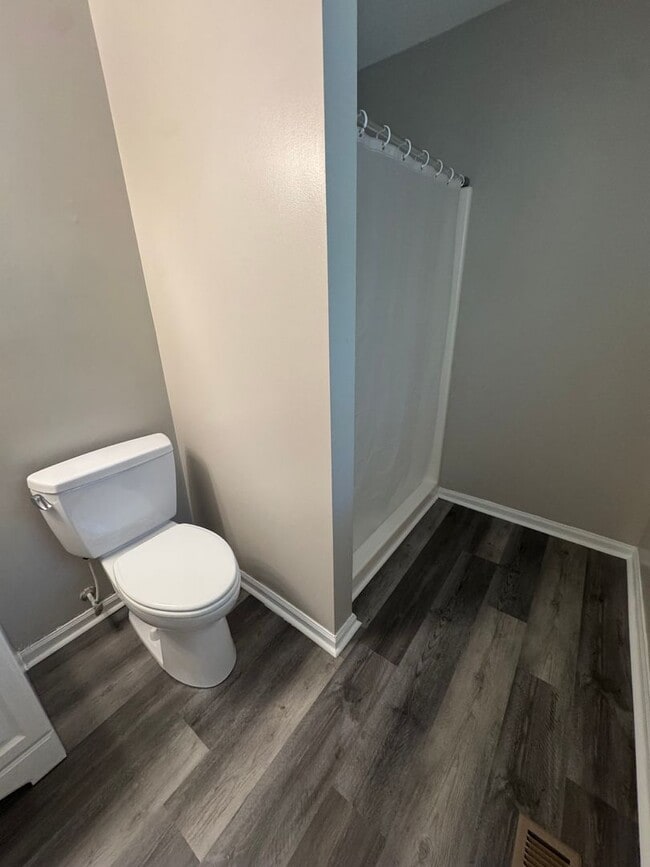 Photo - Gorgeous 3 bedroom home recently updated.