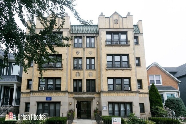 Building Photo - 4738 N Hermitage Ave Unit M01B Rental