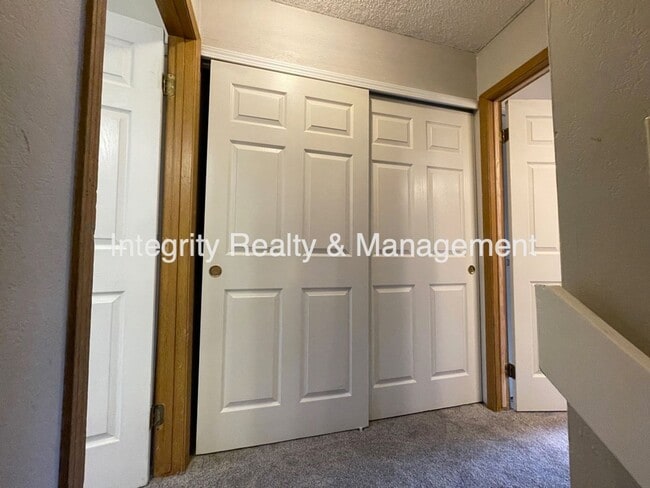 Photo - 2626 E Nichols Cir