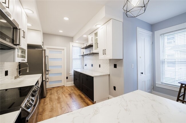 Photo - 222 Gregory St