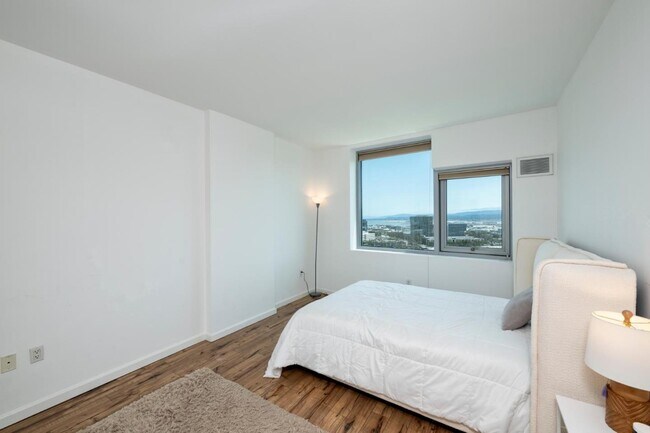 Photo - 1 Mandalay Pl