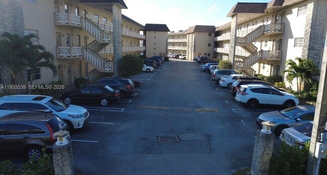 Photo - 5061 W Oakland Park Blvd Unidad 211